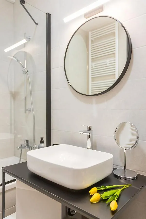 Cozy And Elegant Apartment Pula