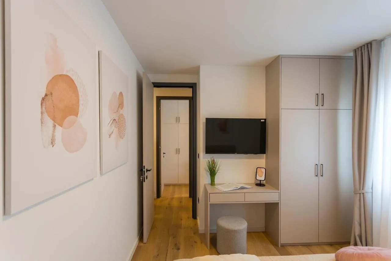 Cozy And Elegant Apartment Pula